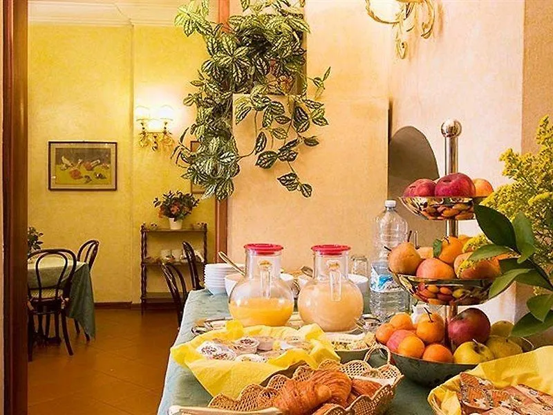 Hotel Andrea Florence 3*,  Italy