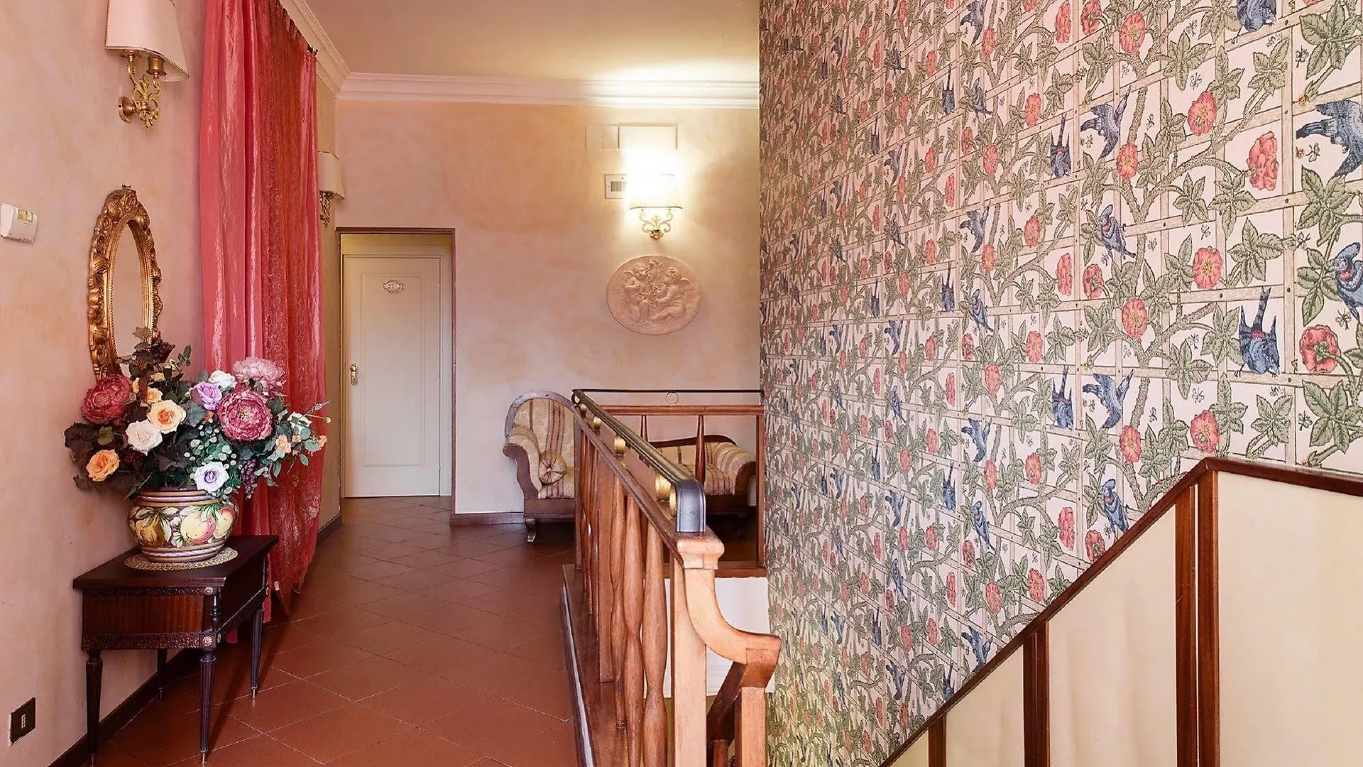 Hotel Andrea Florence 3*,  Italy